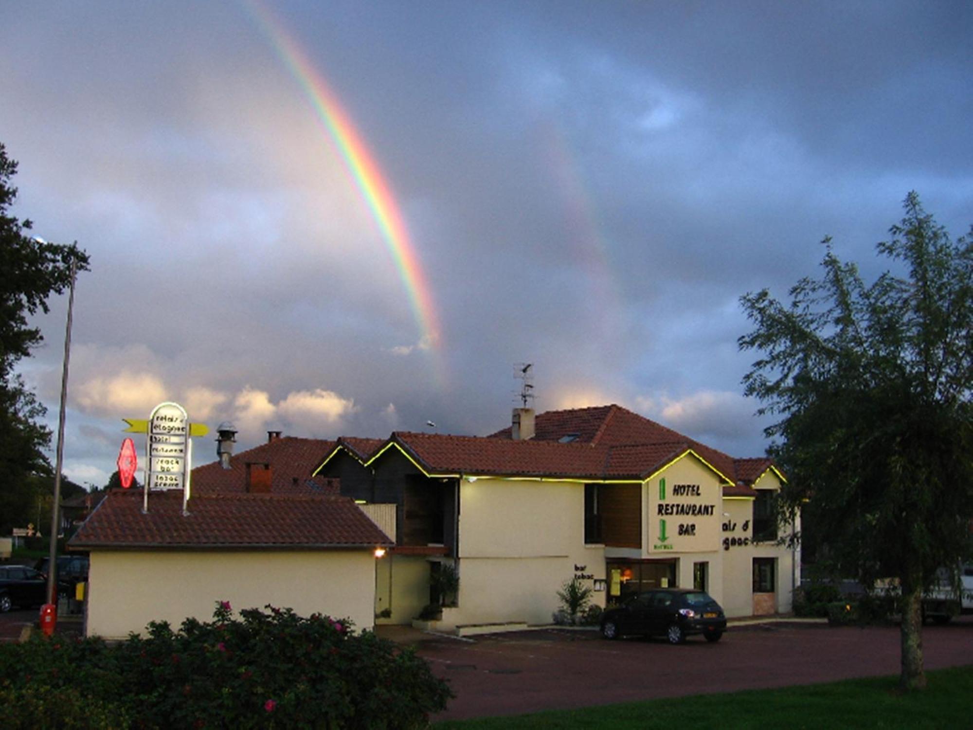 Le Relais D'Etagnac Hotel ภายนอก รูปภาพ