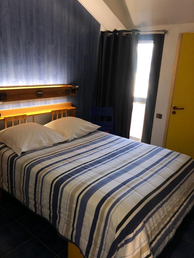 Le Relais D'Etagnac Hotel ภายนอก รูปภาพ